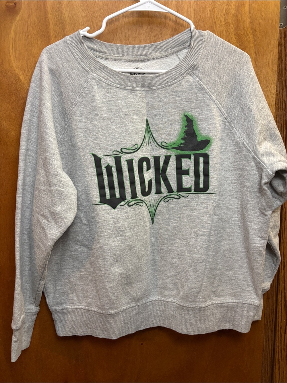 'Wicked' Graphic Crewneck Sweatshirt size L
